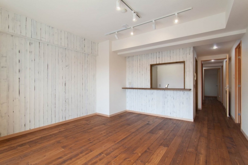 リノベ不動産｜Beat HOUSE「無垢材特有のコントラストを活かした『Wooden Style リノベーション』」