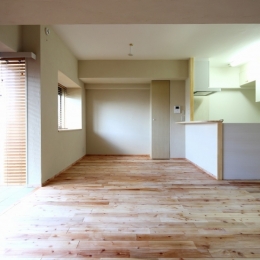 En-House-living room / dining room