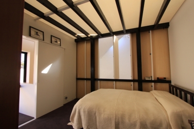 寝室 (オウチ12・木箱の入った家)