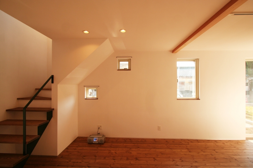 2枚目 リビング シンプルかわいい 古谷上の家 リビングダイニング事例 Suvaco スバコ