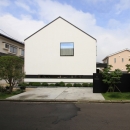 仙台　SOHOの家　OUCHI-18の写真 イエ型のシンプルな外観