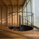 和賀材木座の家 — 空(くう)の箱 —の写真 螺旋階段2（撮影：淺川敏）