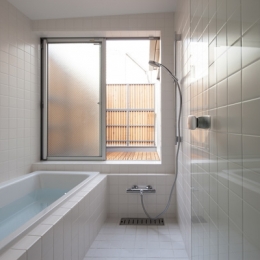 浴室（撮影：淺川敏） (武蔵境の家)