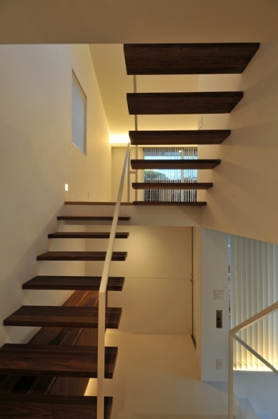階段 (下井草の家-2)