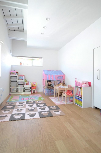 子供部屋 こだわり 天井が高い のリノベーション 注文住宅 施工事例写真 Suvaco スバコ