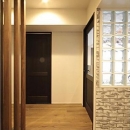 渋谷区　　ヴィンテージ感溢れるデザインと快適性の両立の写真 玄関