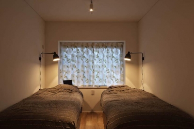 寝室2 (Kitashirakawa Apartment)