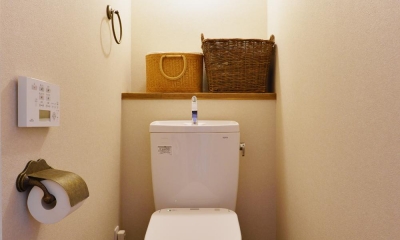 トイレ｜O邸・間取りを再構築！デッドスペースを活用した開放的な住まい