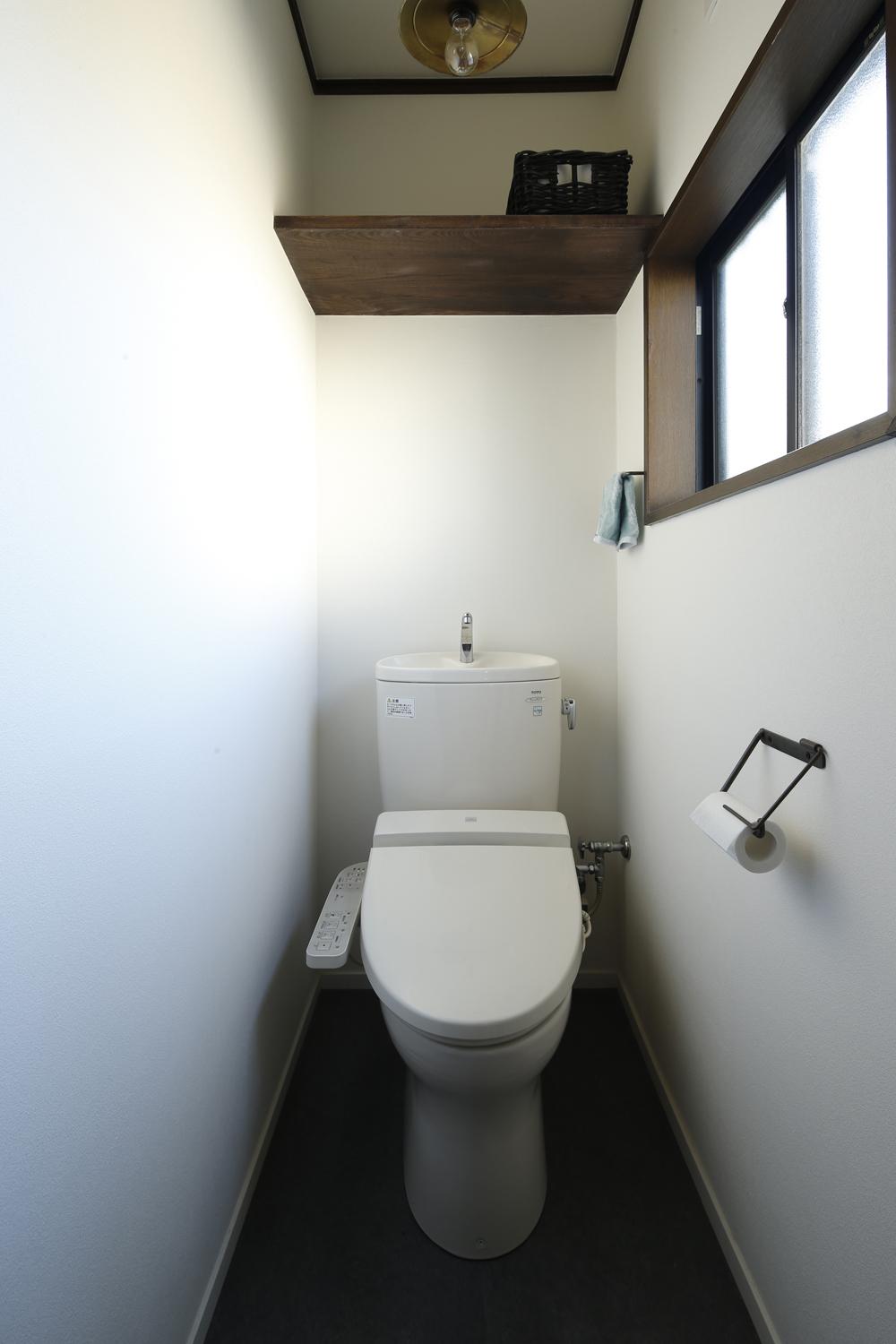 バス/トイレ事例：トイレ（Y邸・昔懐かしい昭和時代のレトロな住まい）