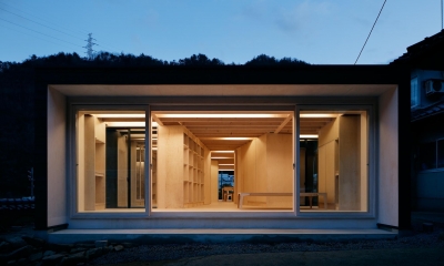 タテカグの家　-建築・内装・家具のトータルデザイン住宅- (外観夜景)