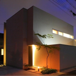 清須の家 (外観夜景)