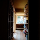 岩田坂の増築の写真 寝室につながる廊下