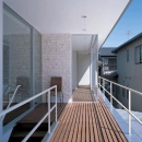 『sukatto』厳しい気候でも活力ある暮らしができる家の写真 開放的な2階テラス