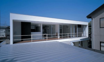 2階テラスを望む｜『sukatto』厳しい気候でも活力ある暮らしができる家