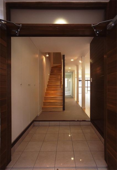 リノリウムって何 床材としての魅力と取り入れる際の注意点 Suvaco スバコ