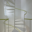スタイリッシュなデザイン住宅・光の満ちる贅沢空間：杉並区K様邸の写真 らせん階段