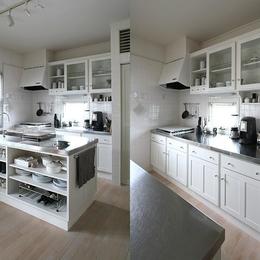 M邸-白とステンレスを基調としたアイランド型キッチン